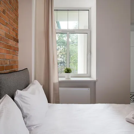 Apartment Wilcza Centre Deluxe Warsaw