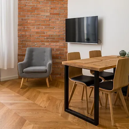 Wilcza Centre Deluxe Warsaw